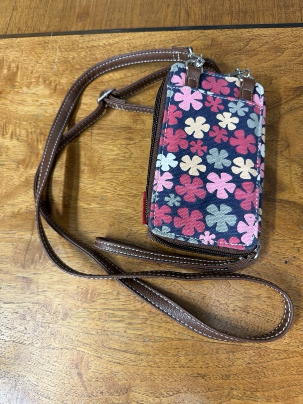 Union Bay Long Strap Wristlet Wallet Cell‎ Phone Holder Floral Canvas Y2K - Picture 2 of 7